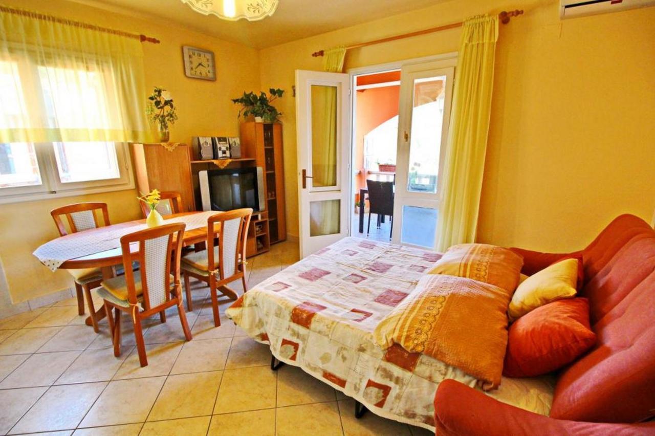 Apartments Sea Line Prigradica Extérieur photo